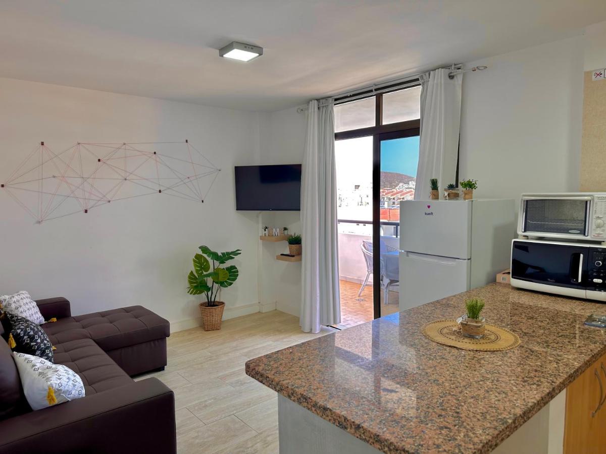 Cozy Apartament Los Cristianos Arona  Exterior photo